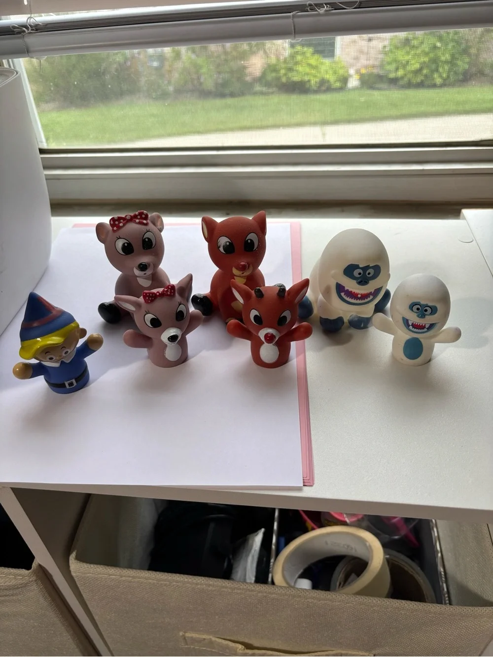 Rudolph the red nosed reindeer finger puppets and toys